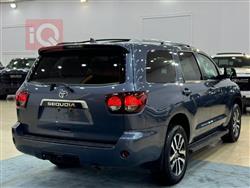 Toyota Sequoia